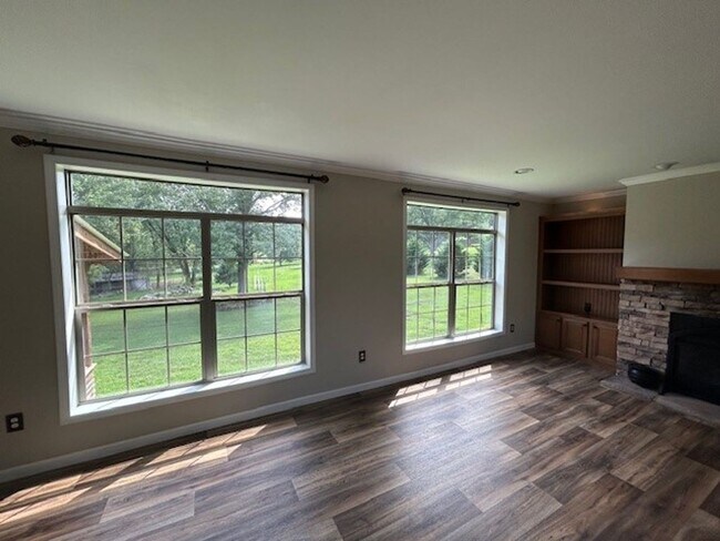 Building Photo - 5756-A Benders Ferry Rd.
