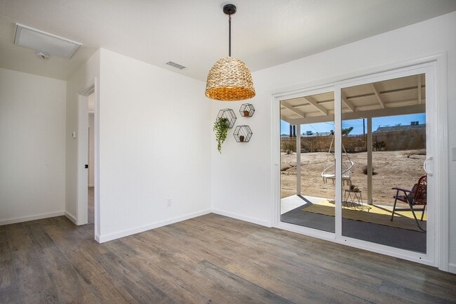 Building Photo - 3 Bedroom, remodeled home in the heart of Joshua Tree