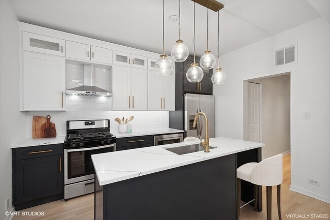 Primary Photo - 640 E 51st St