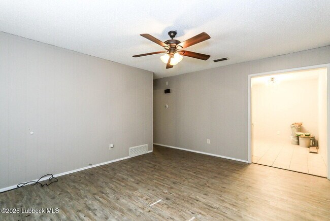 Building Photo - 7308 Avenue W