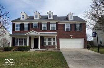 Building Photo - 5643 N Rockingham Ln