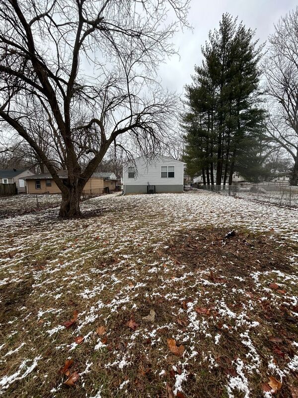 Building Photo - 116 Grether Ave