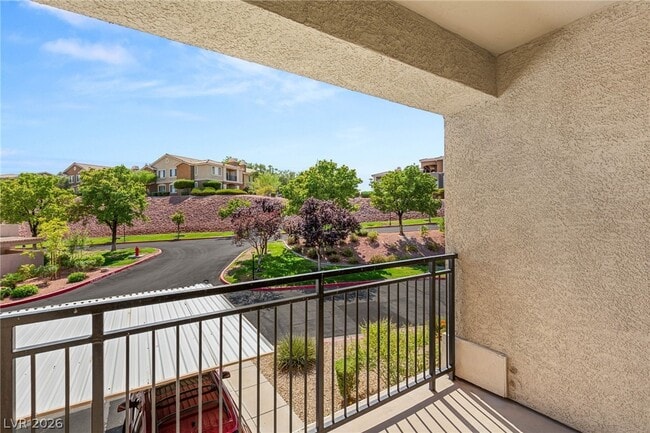 Building Photo - 2900 Sunridge Heights Pkwy