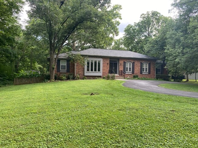 Primary Photo - 5309 Williamsburg Rd