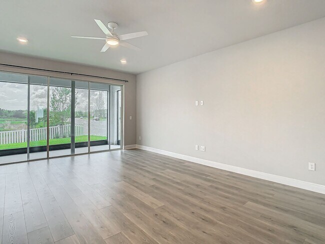 Building Photo - Wesley Chapel, Florida Executive home
