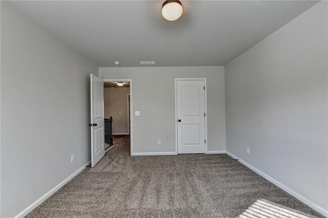 Building Photo - 4810 Haysboro Way