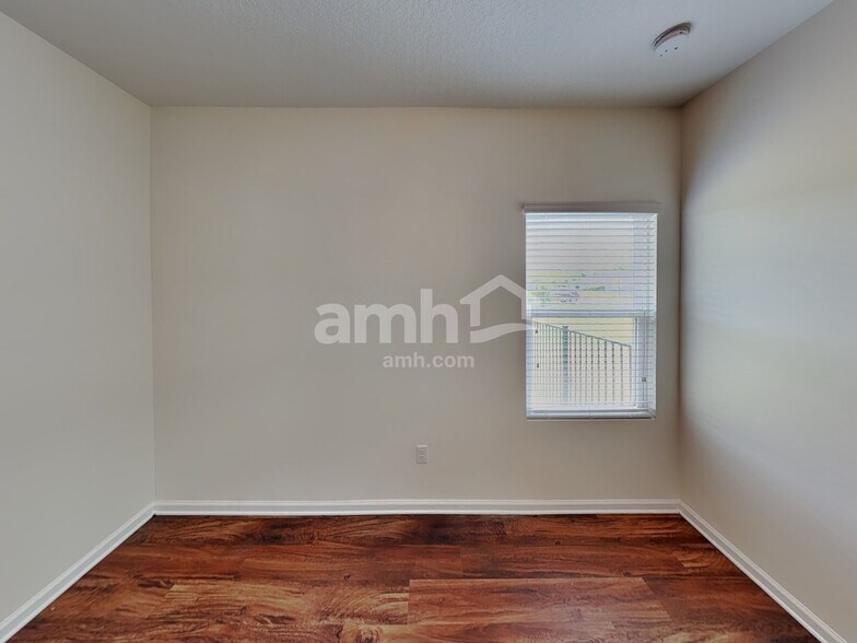 Building Photo - 8146 Golden Bamboo Dr