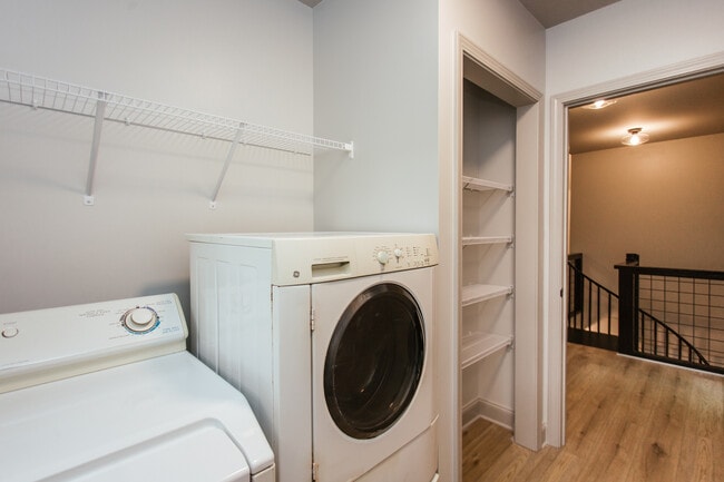 Building Photo - 288 Fourth Street