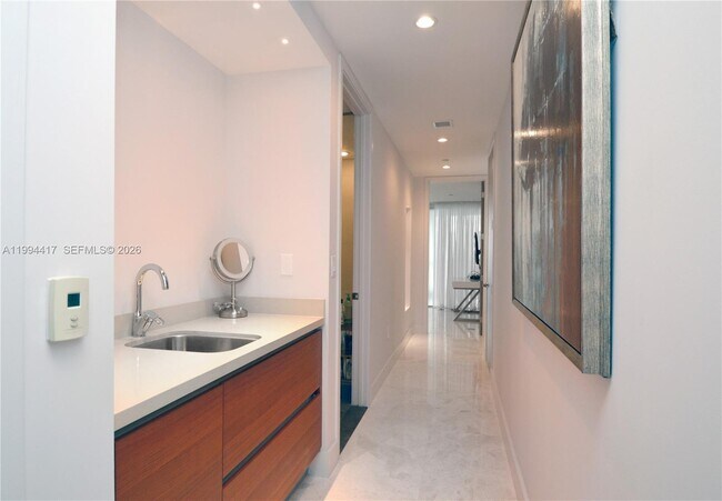 Building Photo - 1100 Biscayne Blvd