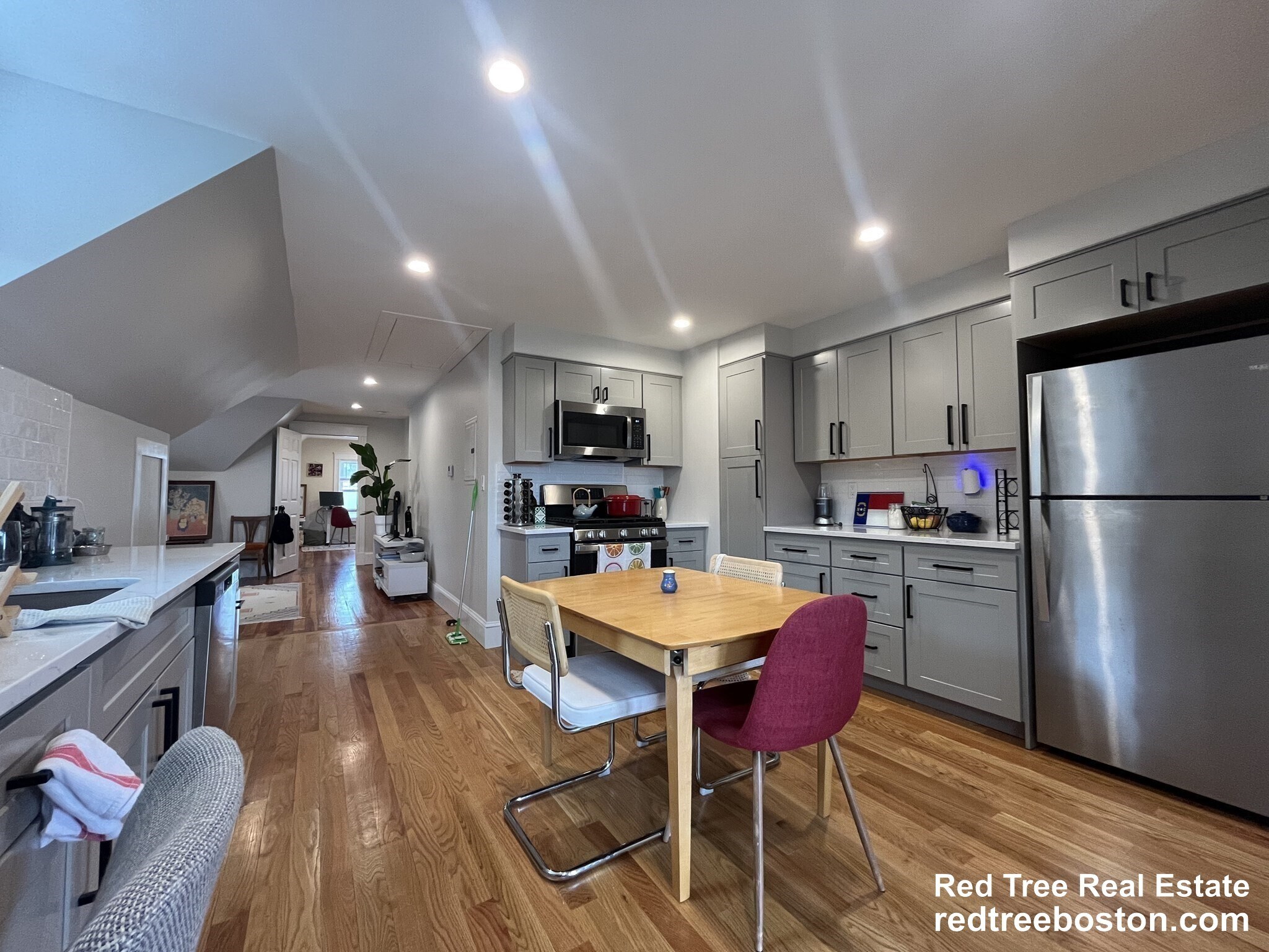 Building Photo - 18 Colberg Ave