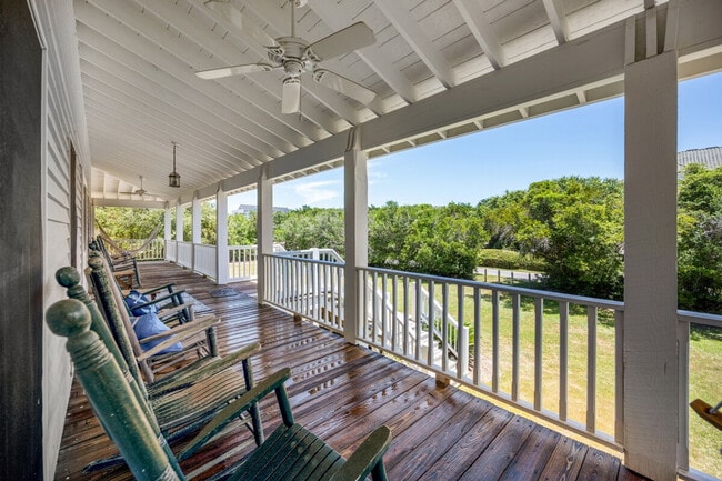 Building Photo - 256 Pioneer Loop