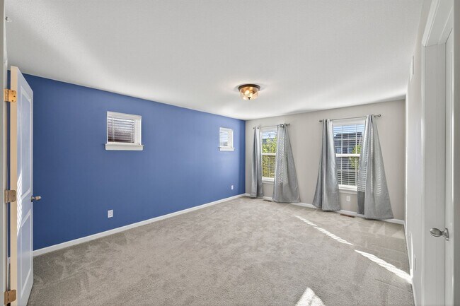 Building Photo - Anoka Detached Townhome