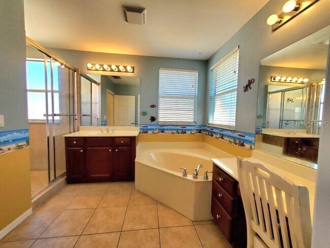 Building Photo - 4197 River Bank Way