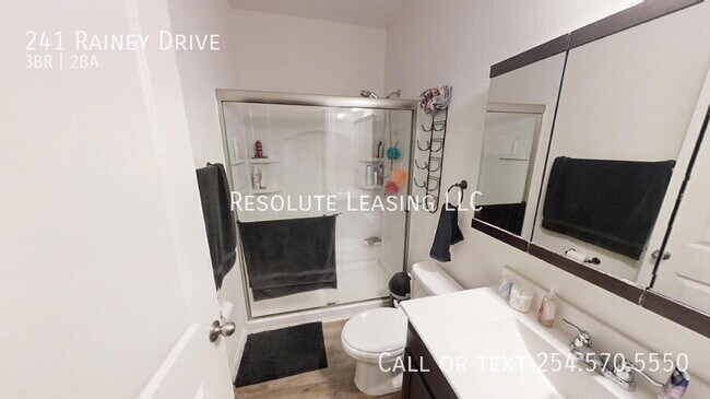 Building Photo - 241 Rainey Dr