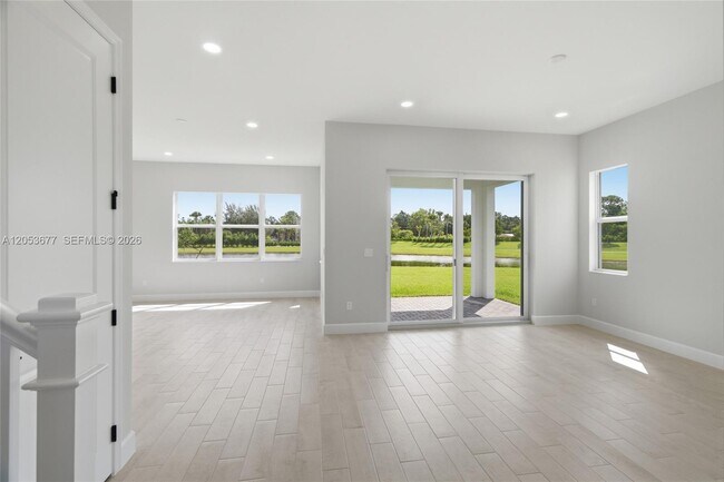 Building Photo - 13895 Spruce Pne Dr