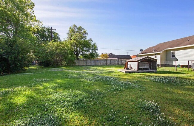 Building Photo - 508 Foreman Dr