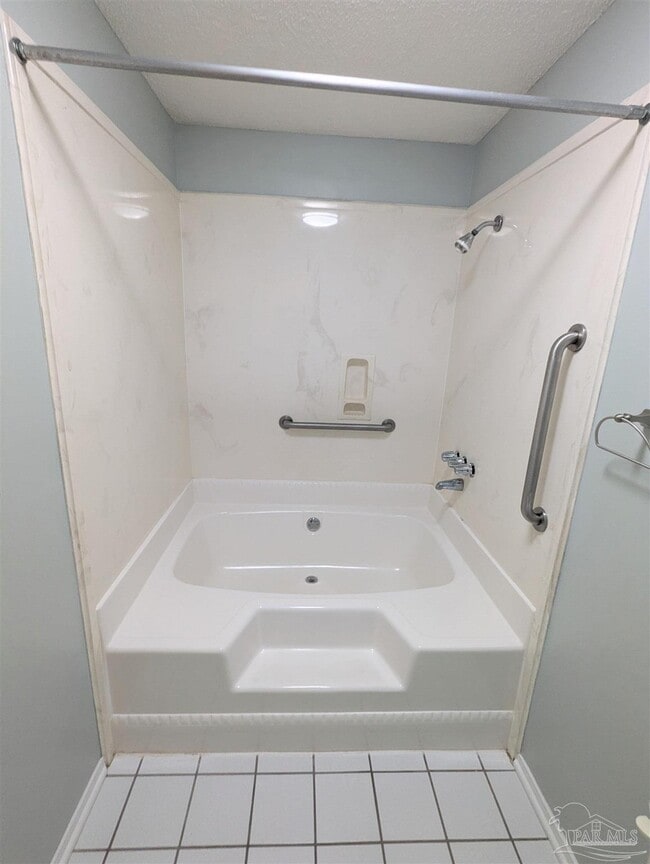 Building Photo - 512 Quail Nest Ln