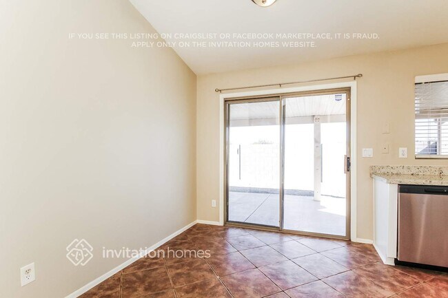 Building Photo - 8703 N 112th Ave