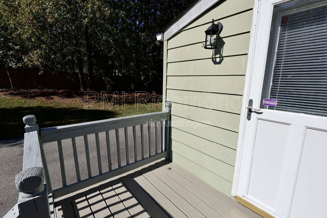 Building Photo - 2728 Grantwood Rd