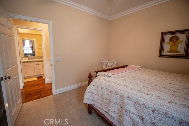 Building Photo - 27016 Island