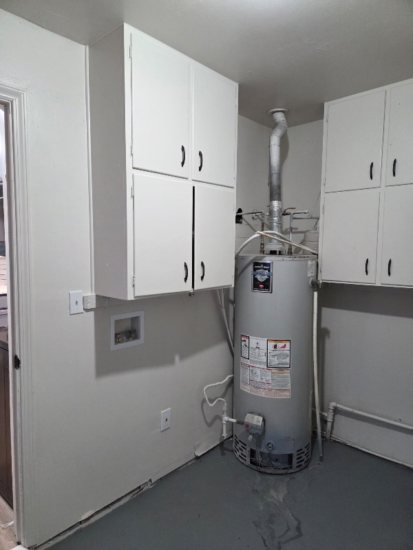 Building Photo - 1600 E 77th Terrace