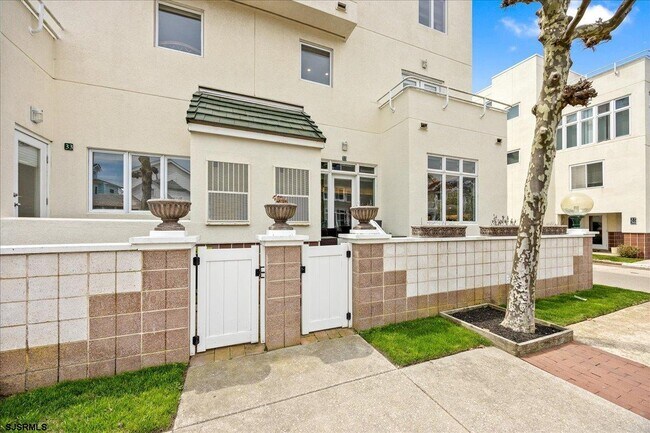 Building Photo - 7701 Atlantic Ave