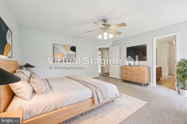 Building Photo - 11607 River Meadows Way