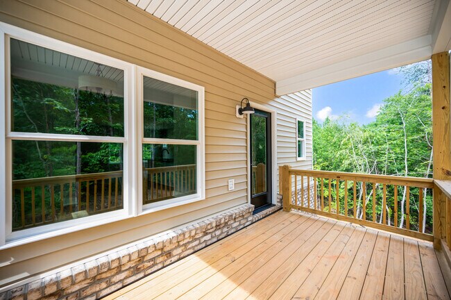 Building Photo - 415 Kershaw Dr