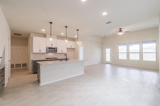 Building Photo - 3409 Ovids Orchard Dr