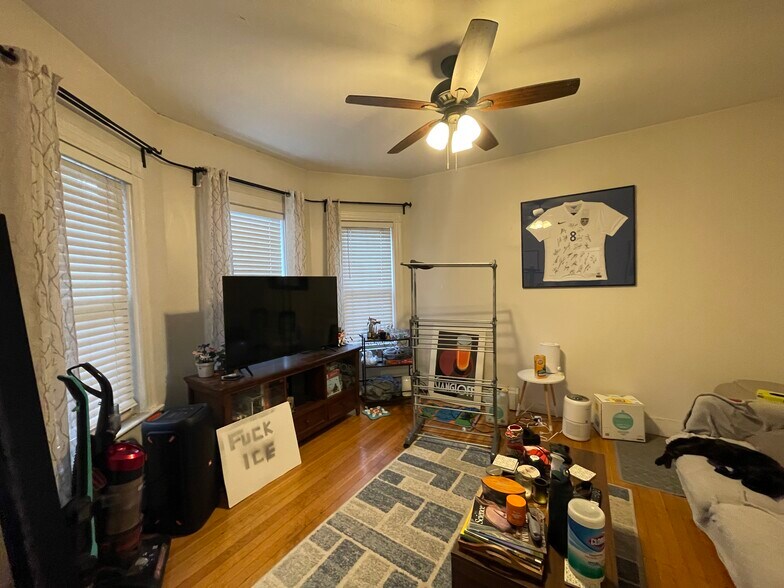 Building Photo - 375 Highland Ave