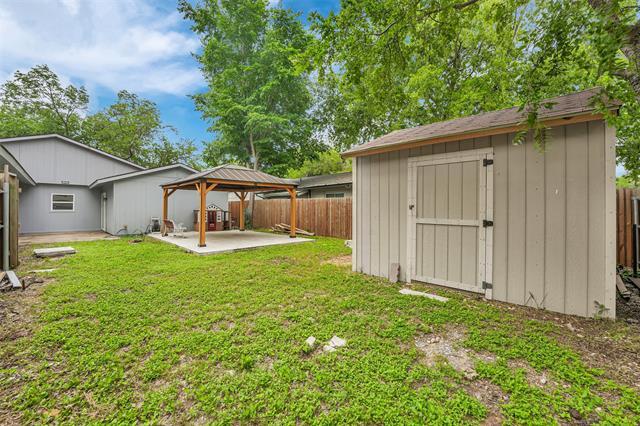 Building Photo - 1901 Vail Dr