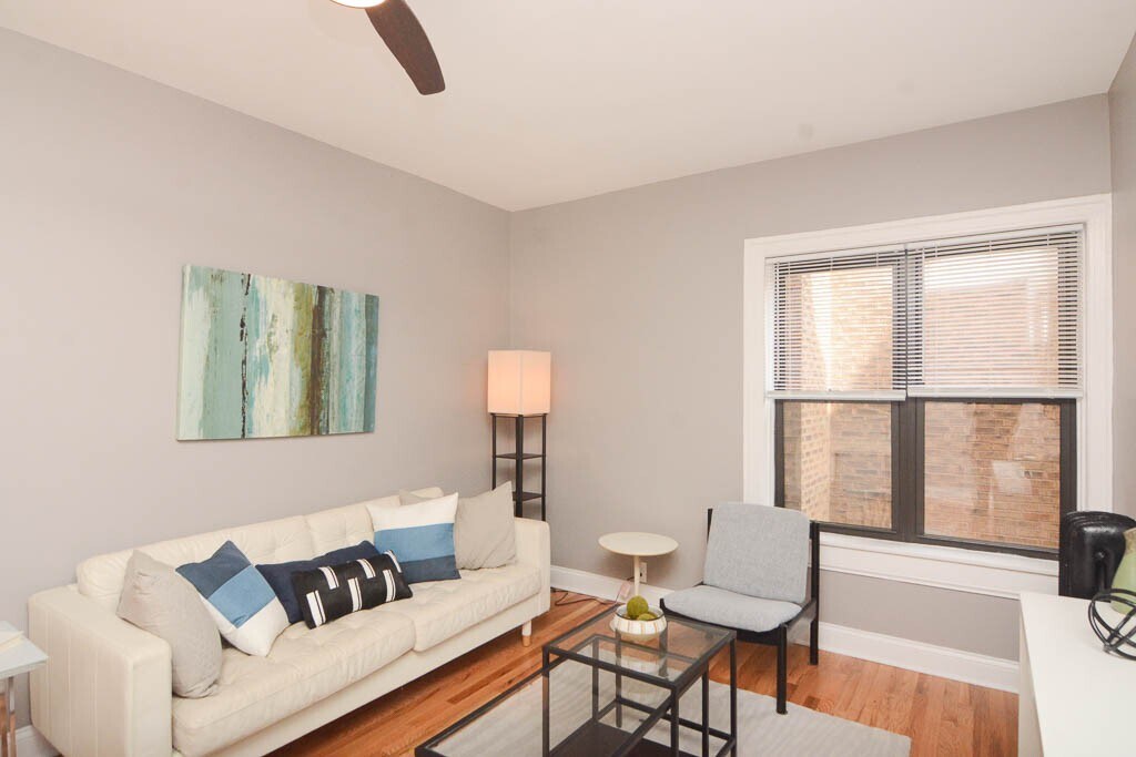 Building Photo - 630 W Stratford Pl