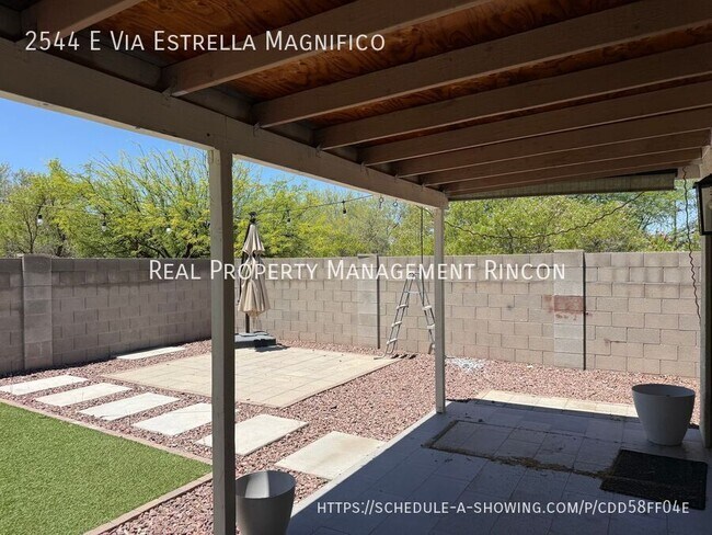 Building Photo - 2544 E Via Estrella Magnifico