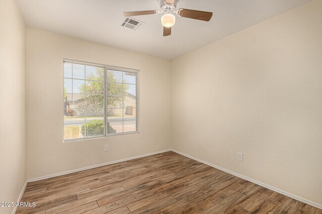 Building Photo - 40234 N Lerwick Dr