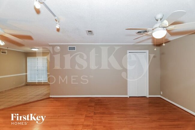 Building Photo - 1541 Flamingo Rd