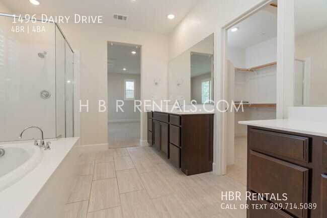 Building Photo - 1496 Dairy Dr