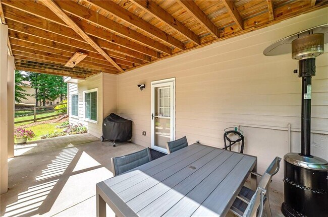 Building Photo - 1120 Bagwell Dr NW