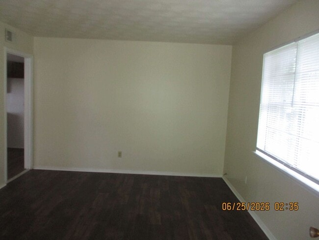 Building Photo - 503 Jefferies Ave