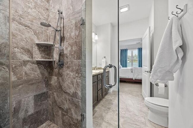 Building Photo - 1 Mariner's Wy