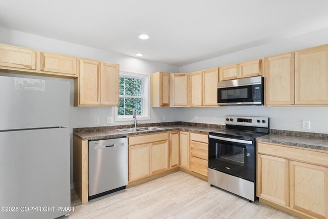 Building Photo - 8475 Bumble Bee Way