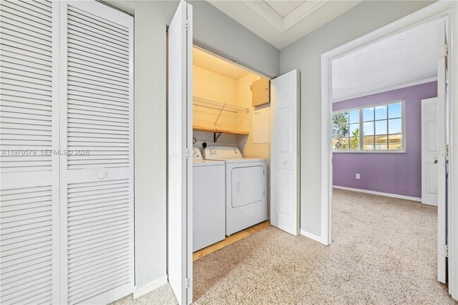 Building Photo - 5905 Abbey Rd