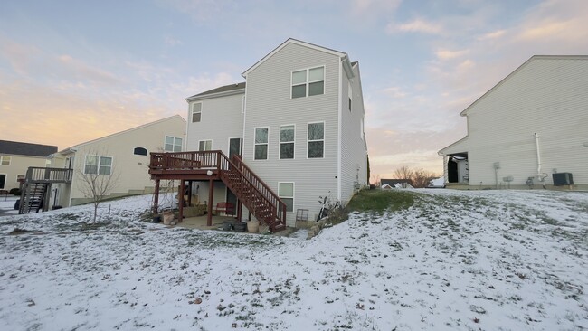 Building Photo - 16300 Brookfield View Ct