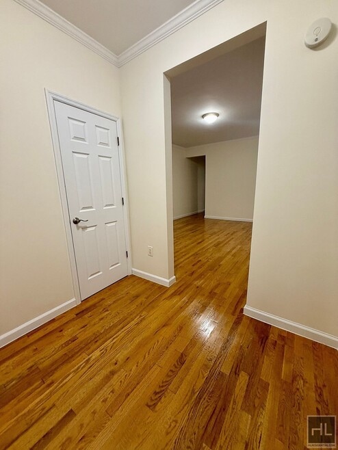 Building Photo - 620 W 171st St
