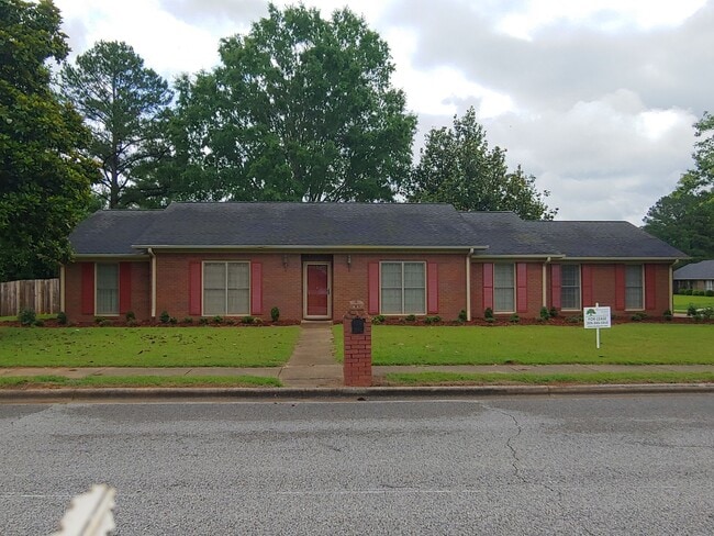 Building Photo - 4001 Hanover Ct
