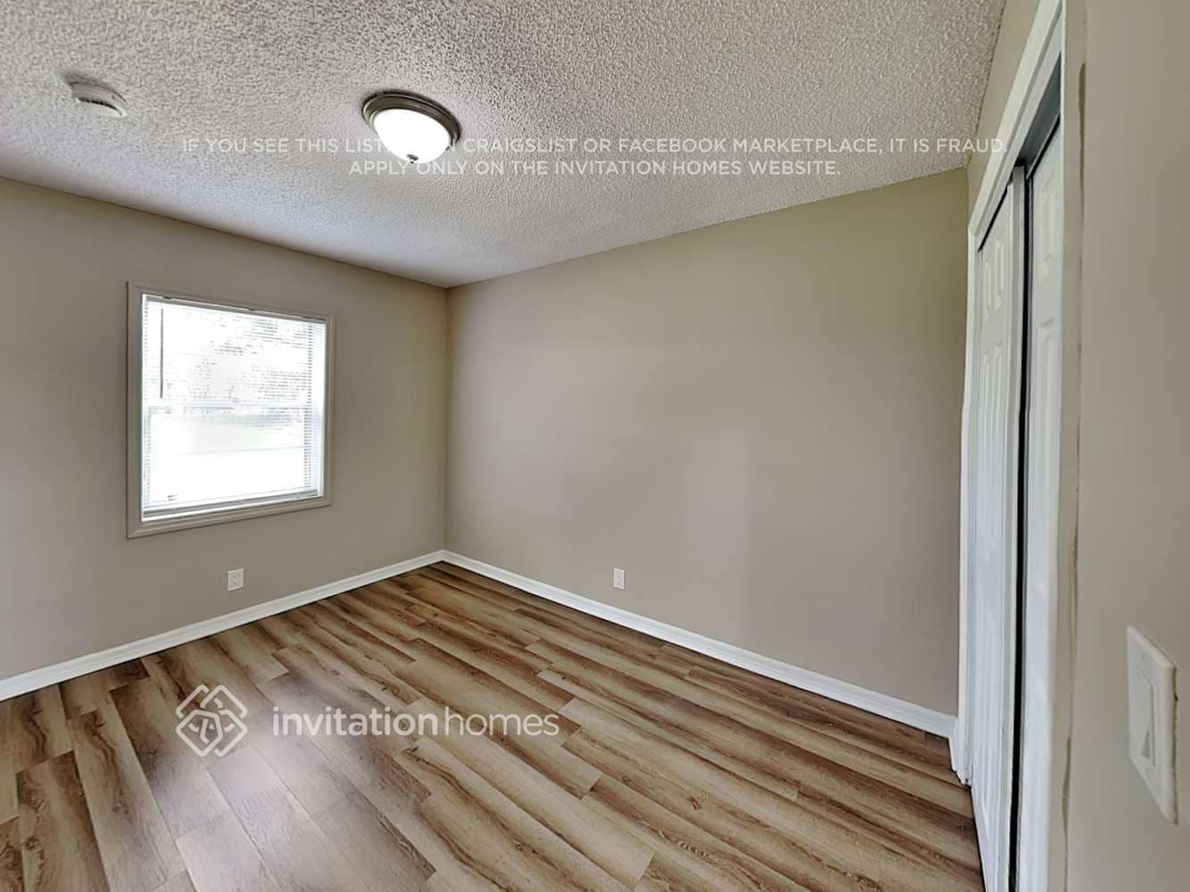 Building Photo - 9323 Southampton Pl