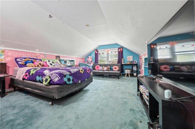 Building Photo - 52 Wedgewood Park