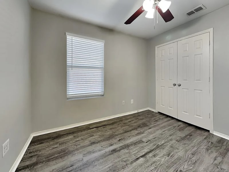 Building Photo - 118 Abelia Dr