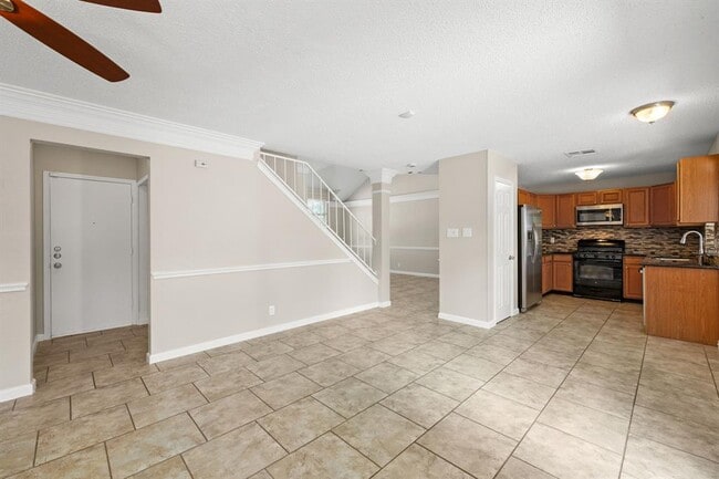 Building Photo - 1108 Forest Oaks Path