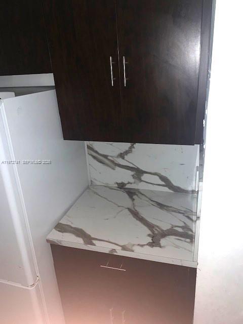 Building Photo - 13714 SW 90th Ave