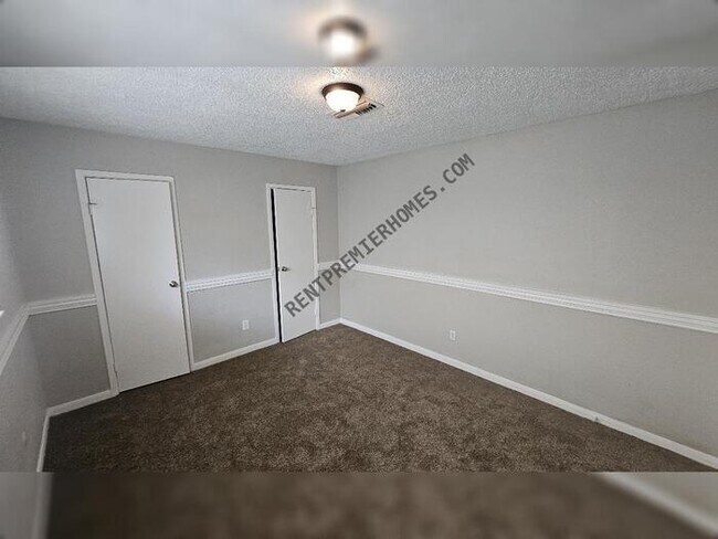 Building Photo - 23915 Spring Fork Dr